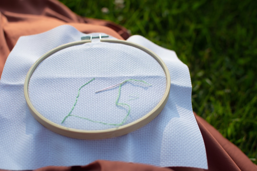 Learn Embroidery: Master Stitches with Interactive App