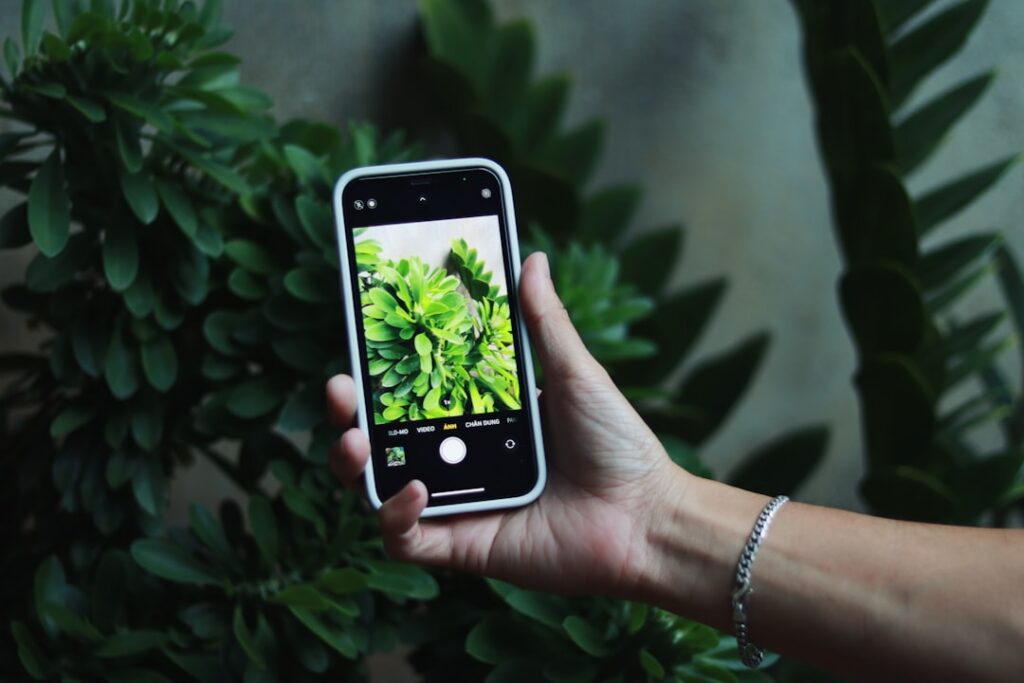 Plant Care & Identification App: Smart Plant Companion