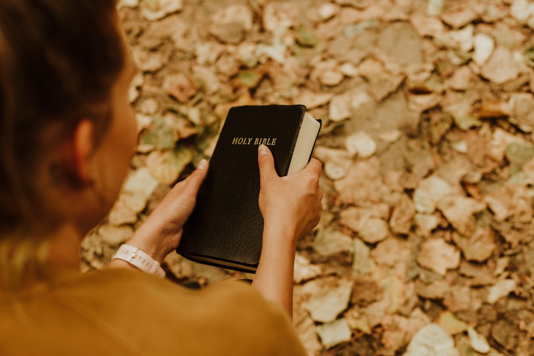 Best Bible Reading App Features and Top Choices