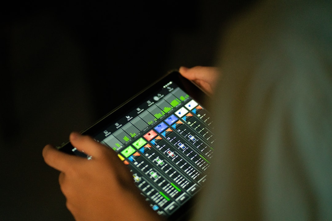 Best Mobile Video Editor App: Compare Features and Pricing